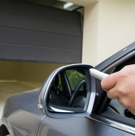 Remote transmitter automatic driveway gate opening