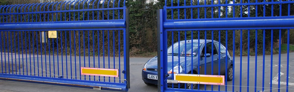 Who makes electric gates unsafe
