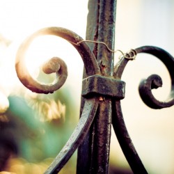 How to Maintain a Steel Gate