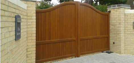 Golden oak aluminium gates